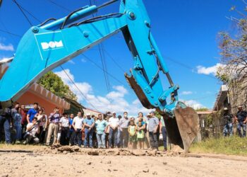 Programa de mejoramiento vial de la DOM intervendrá un mil metros en el centro de Anamorós