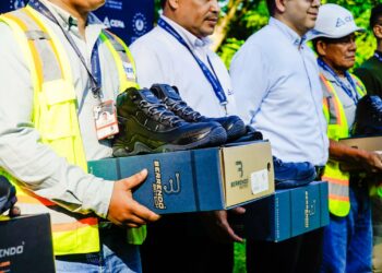 CEPA proporciona calzado de seguridad a empleados del Aeropuerto Internacional