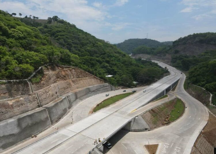 Diputados ratifican préstamos con el BID y BCIE para mejoramiento de la red vial