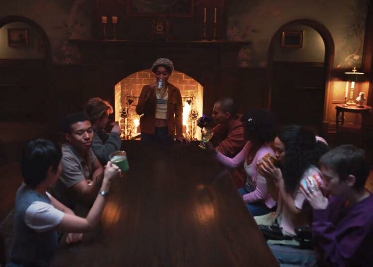 Netflix cancela El club de la medianoche tras su primera temporada