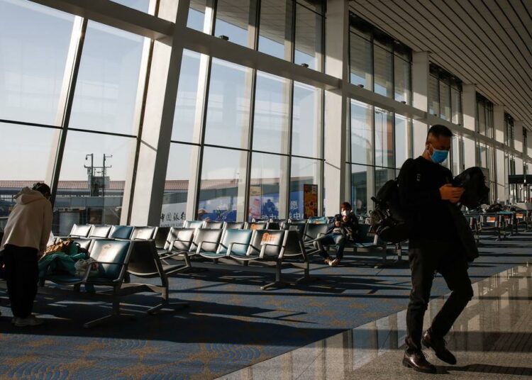 España exigirá un test negativo de COVID o certificado de vacunación completa a los viajeros procedentes de China