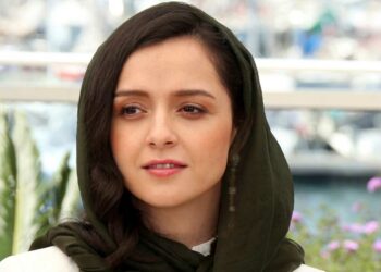 Activistas y celebridades exigen la liberación de Taraneh Alidoosti , la actriz iraní detenida por el régimen