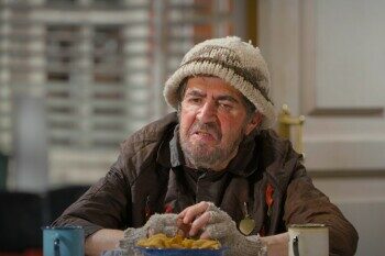 Manuel “Flaco” Ibáñez, actor de «Vecinos » prende las alarmas sobre su salud al reaparecer con el rostro lleno de moretones