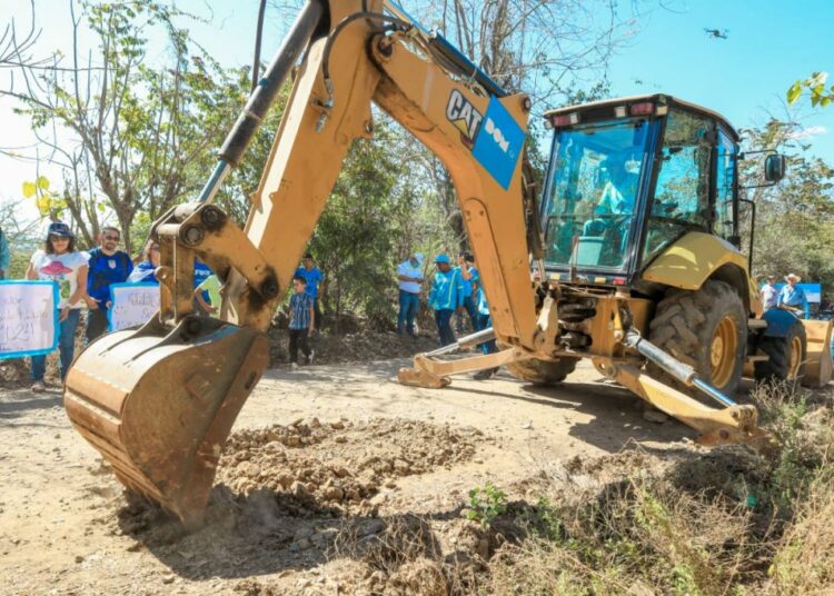 Inician los trabajos de mejoramiento vial en el municipio de Dolores