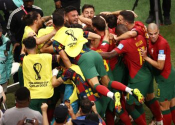 Portugal golea 6-1 a Suiza y se hace con la última plaza de cuartos de final