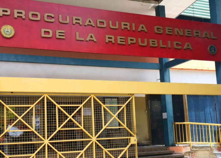 Hijo demanda a su padre por $5,440 por cuotas atrasadas desde 2016