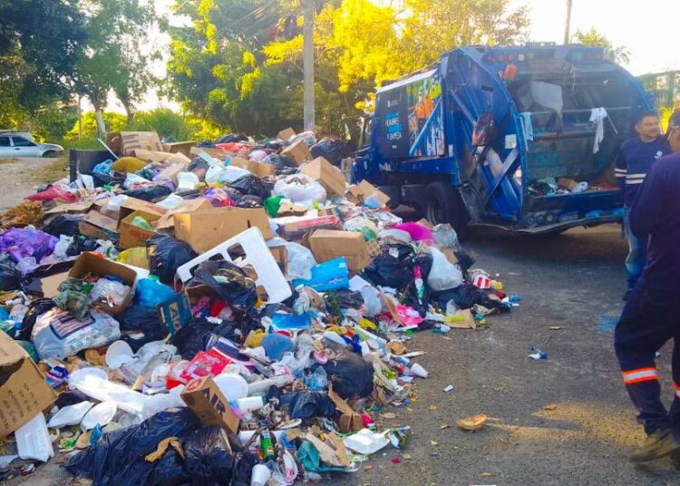Alcaldía de San Salvador recogerá la basura en Soyapango mientras se normaliza la situación en dicho municipio