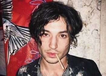 Ezra Miller se declarará culpable de allanamiento ilegal