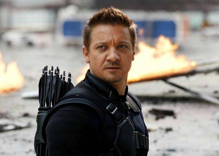 Jeremy Renner despierta y envía mensaje de agradecimiento a fans
