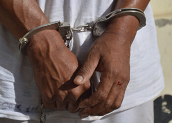 20 años de prisión para pandillero que extorsionaba a comerciante en Santa Ana