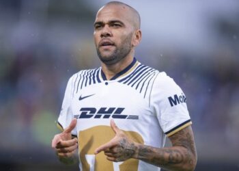 Dani Alves quedó fuera de Pumas de México