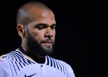 Dani Alves le dio tres versiones a la jueza tras la denuncia en su contra por violación
