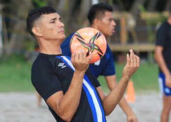 Rubén Batres regresó a los entrenamientos