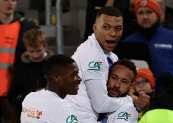 Mbappé marca 5 goles en un solo partido y logra un récord en el PSG