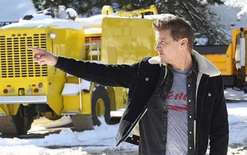 El actor Jeremy Renner fue operado tras el accidente en Nevada y permanece en la unidad de cuidados intensivos