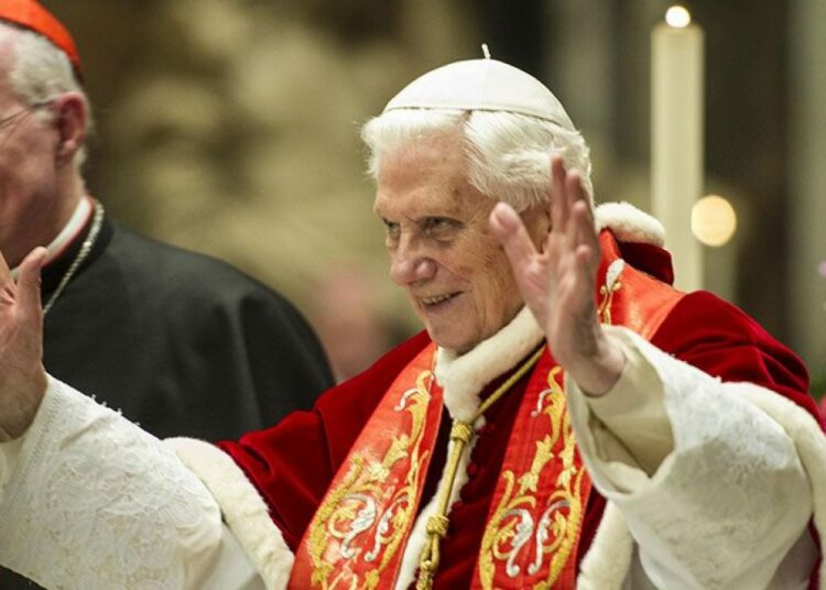 Pese a su muerte, avanza un juicio contra Benedicto XVI por encubrimiento de abusos sexuales