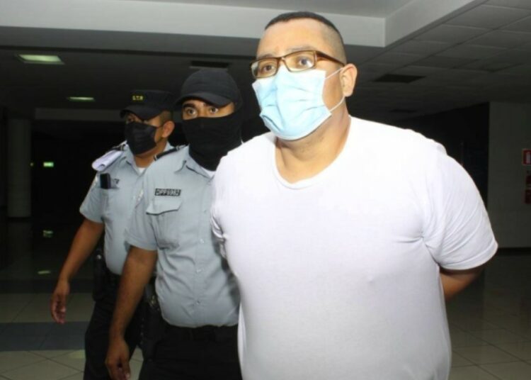 Reprograman audiencia de youtuber Roberto Silva, acusado de expresiones de violencia contra la mujer y otros delitos