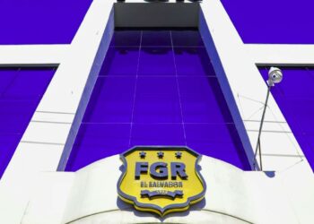 FGR fortalecerá la Unidad de Investigación Financiera para el 2023