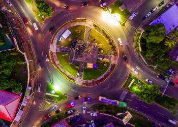 Avanza construcción del primer paso multinivel de Santa Ana, ubicado en el sector del redondel UNICAES