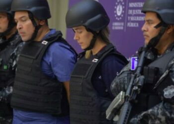 Detienen en El Salvador a colombiana vinculada al homicidio de un fiscal paraguayo