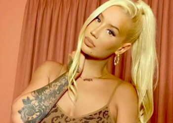 Iggy Azalea negó haber ganado 300 mil dólares en su primer día en OnlyFans