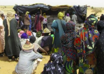 Grupos terroristas en Mali fuerzan el desplazamiento de más de 400 familias