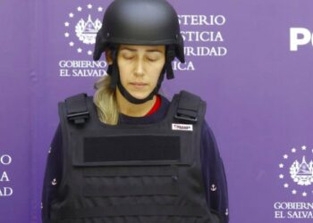 Incautan más de $16 mil en viviendas donde se refugiaba colombiana vinculada al asesinato de fiscal paraguayo