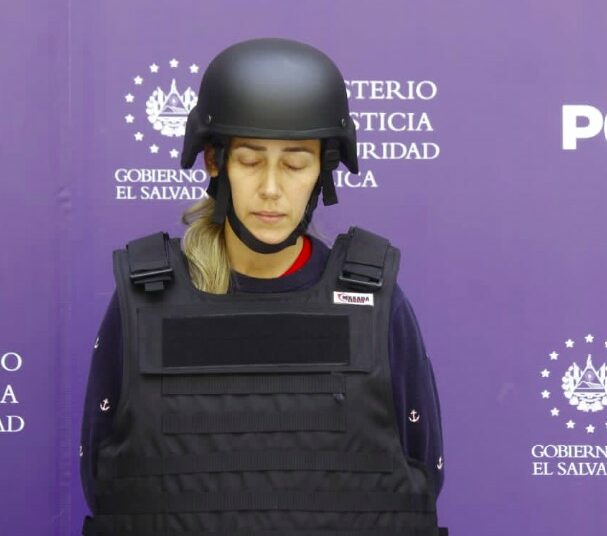 Incautan más de $16 mil en viviendas donde se refugiaba colombiana vinculada al asesinato de fiscal paraguayo