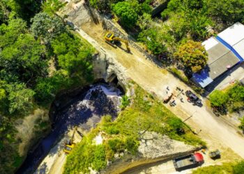 Avanzan las obras de mitigación y construcción en la Av. El Bálsamo, Soyapango