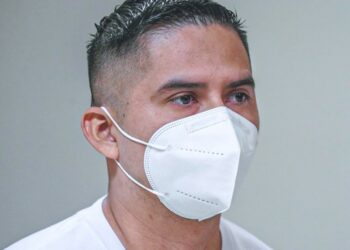 Someterán a juicio a exagente policial acusado de asesinar a su pareja en Cuscatlán 