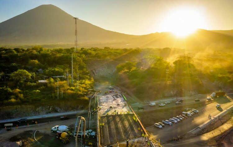 MOPT avanza paquete II del Periférico Gerardo Barrios en San Miguel