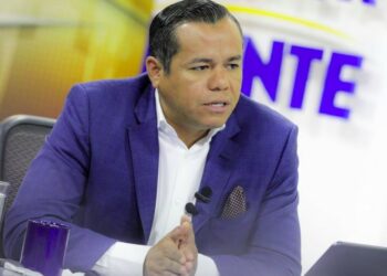 “El Salvador va a cumplir a cabalidad con todas sus obligaciones de deuda”, ministro de Hacienda