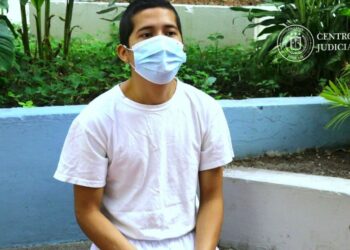 20 años de internamiento para joven barbero que asesinó a dos pasajeros en la ruta 52