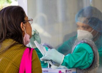 Salud desarrolla pruebas de detección de covid-19 en San Salvador y Chalatenango