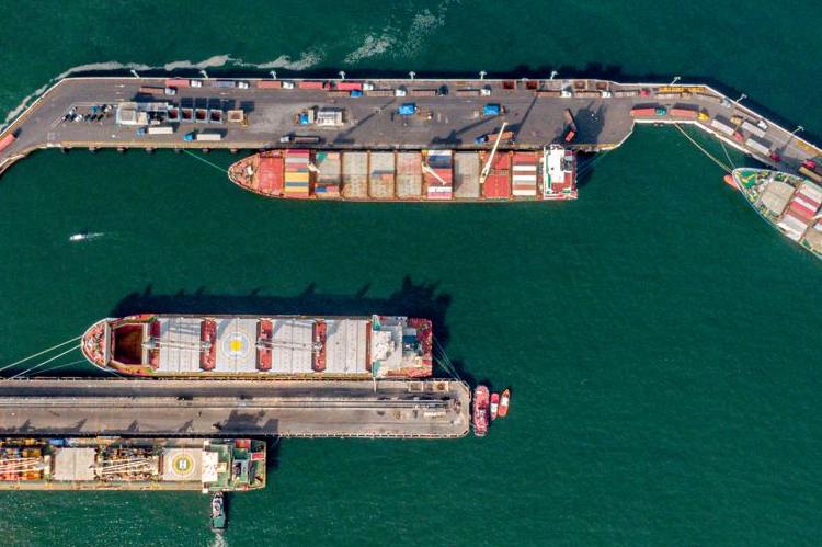 Ampliación del patio de contenedores del Puerto de Acajutla registra un 65 % de avance