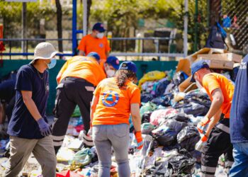 Autoridades desarrollan campaña de limpieza en Mejicanos