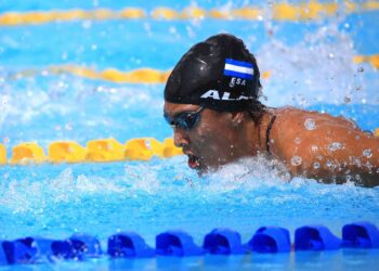 Isabella Alas estudiará y nadará en Harvard