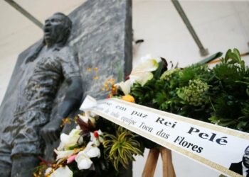 Los brasileños dan su último adiós al «rey» Pelé