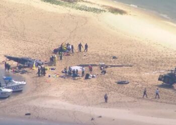 (VIDEO) Al menos cuatro muertos y tres heridos en el choque de dos helicópteros en Australia