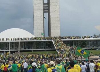 Lula decretó la intervención de las fuerzas de seguridad de Brasilia por el violento asalto de las sedes de Gobierno