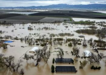 Biden declara estado de catástrofe en California por inundaciones