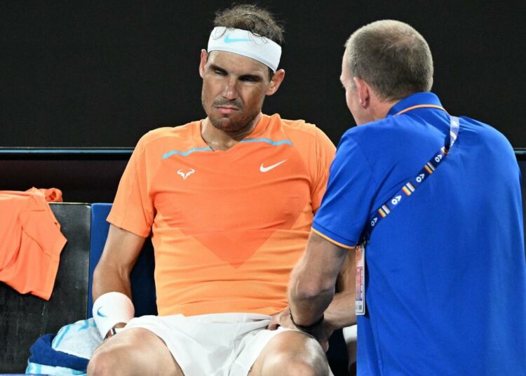 Rafael Nadal se lesionó y quedó fuera del Abierto de Australia