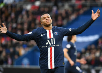 (VIDEO) Kylian Mbappé imita el gesto de Dibu Martínez que causó repudio en Francia