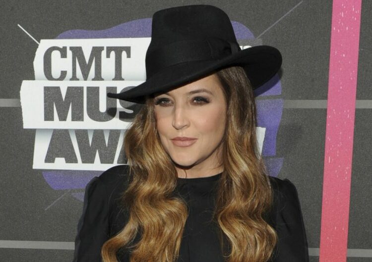 Cuatro matrimonios, adicción a las drogas y un suicidio: la vida de Lisa Marie Presley