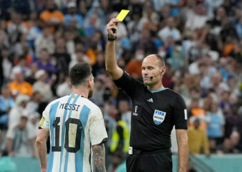 Mateu Lahoz podría dejar el arbitraje a final de temporada