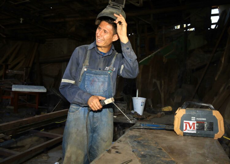 Steven Menjivar dejará de soldar para irse a entrenar a Portugal