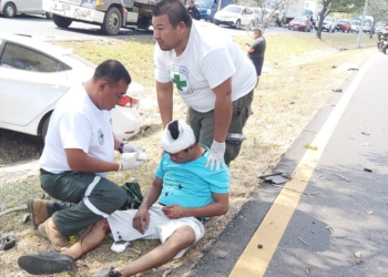 Hombre resulta lesionado en accidente de tránsito en Santa Ana