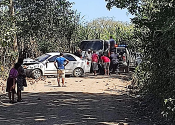 Fuerte accidente de tránsito deja al menos tres lesionados en Zacatecoluca