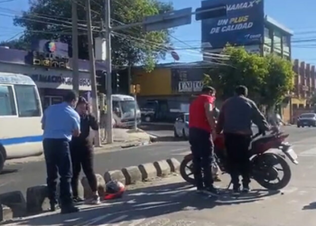 Tres lesionados por accidente en alameda Juan Pablo II