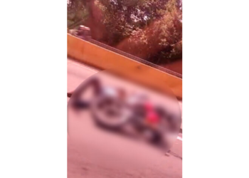 VIDEO | Motociclista lesionado en accidente Santa Tecla